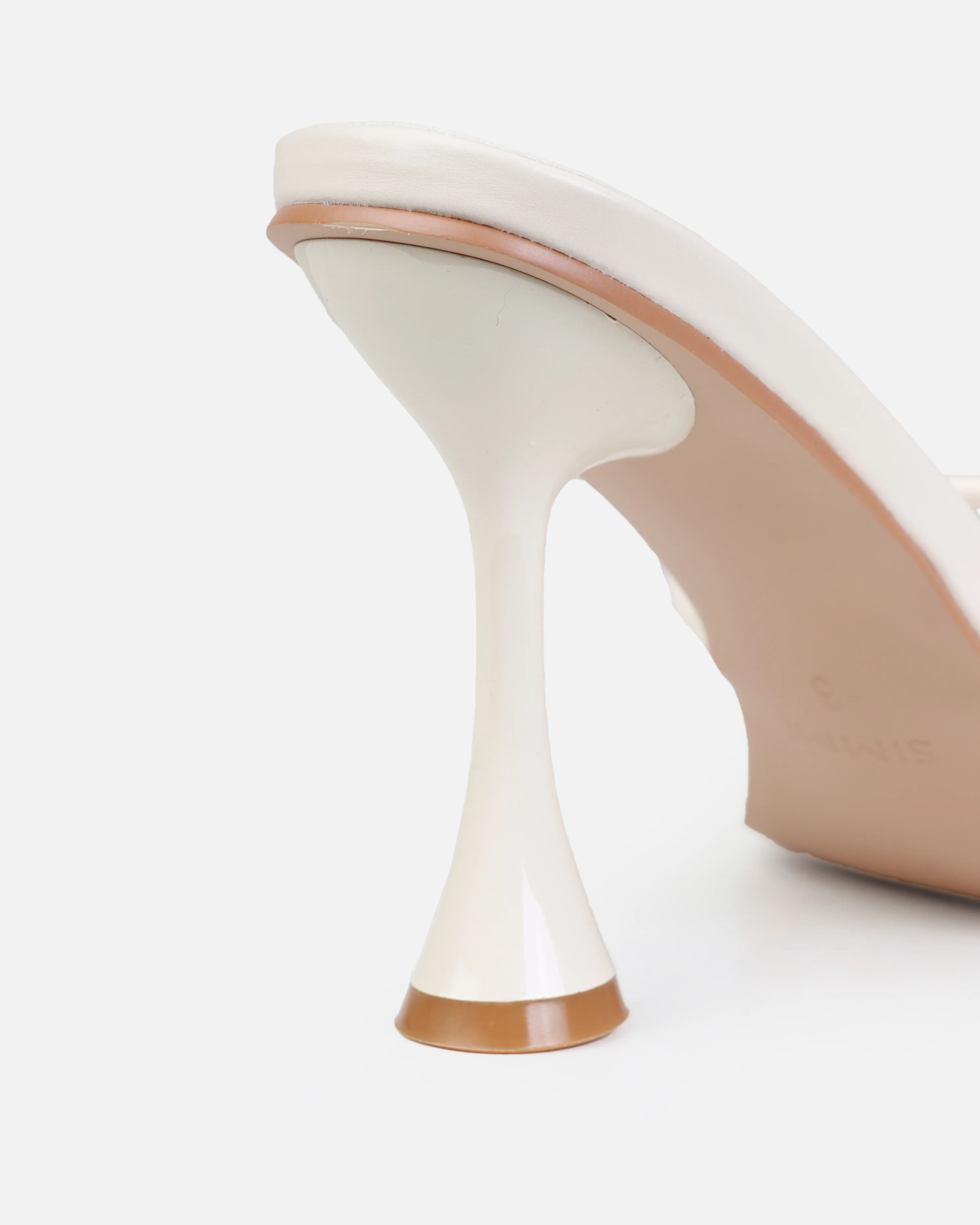Damarai Stone Mid Heel Toe Thong Mules - Image 3