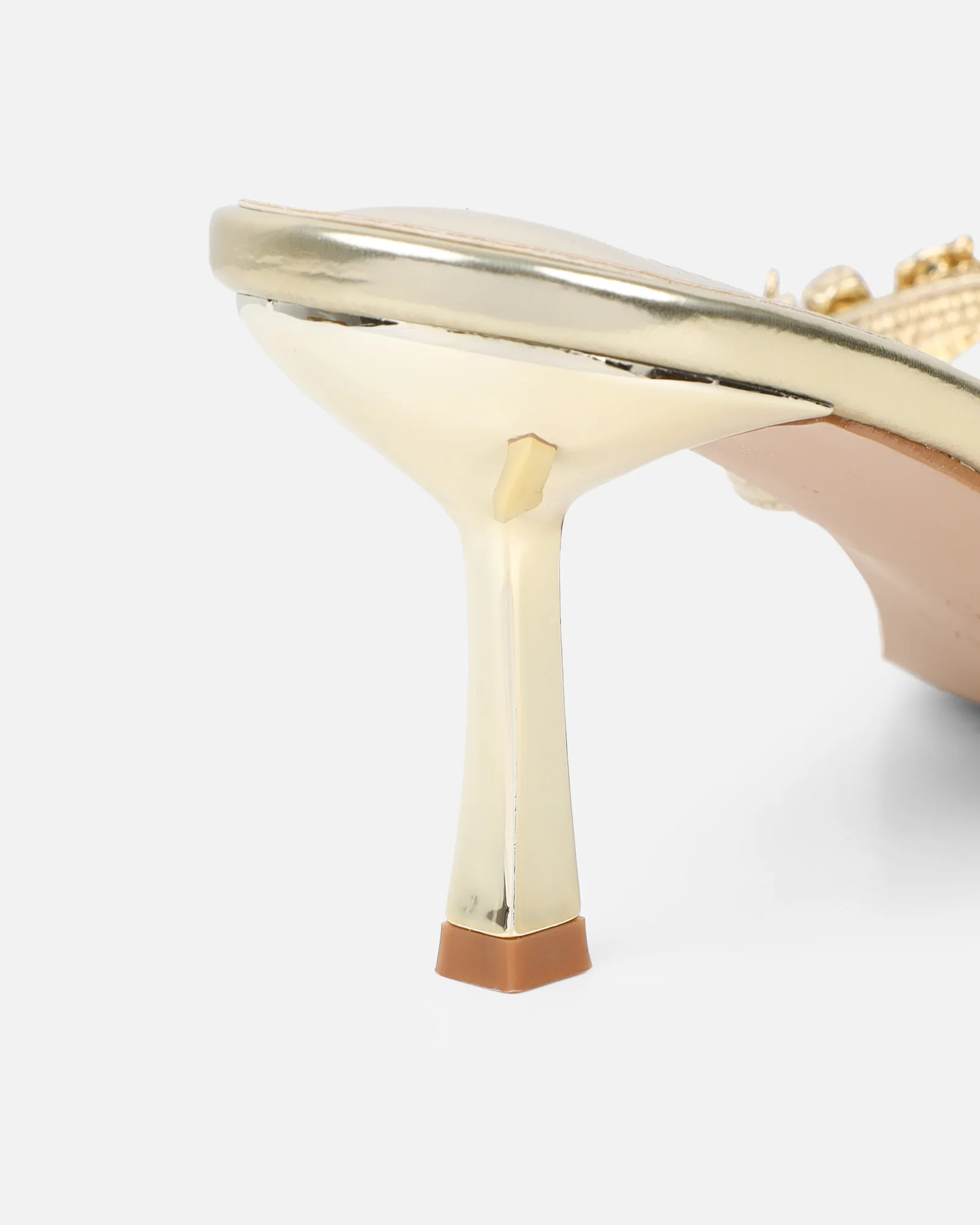 Silla Gold Metallic Shell Detail Toe Thong Heeled Sandals - Image 3