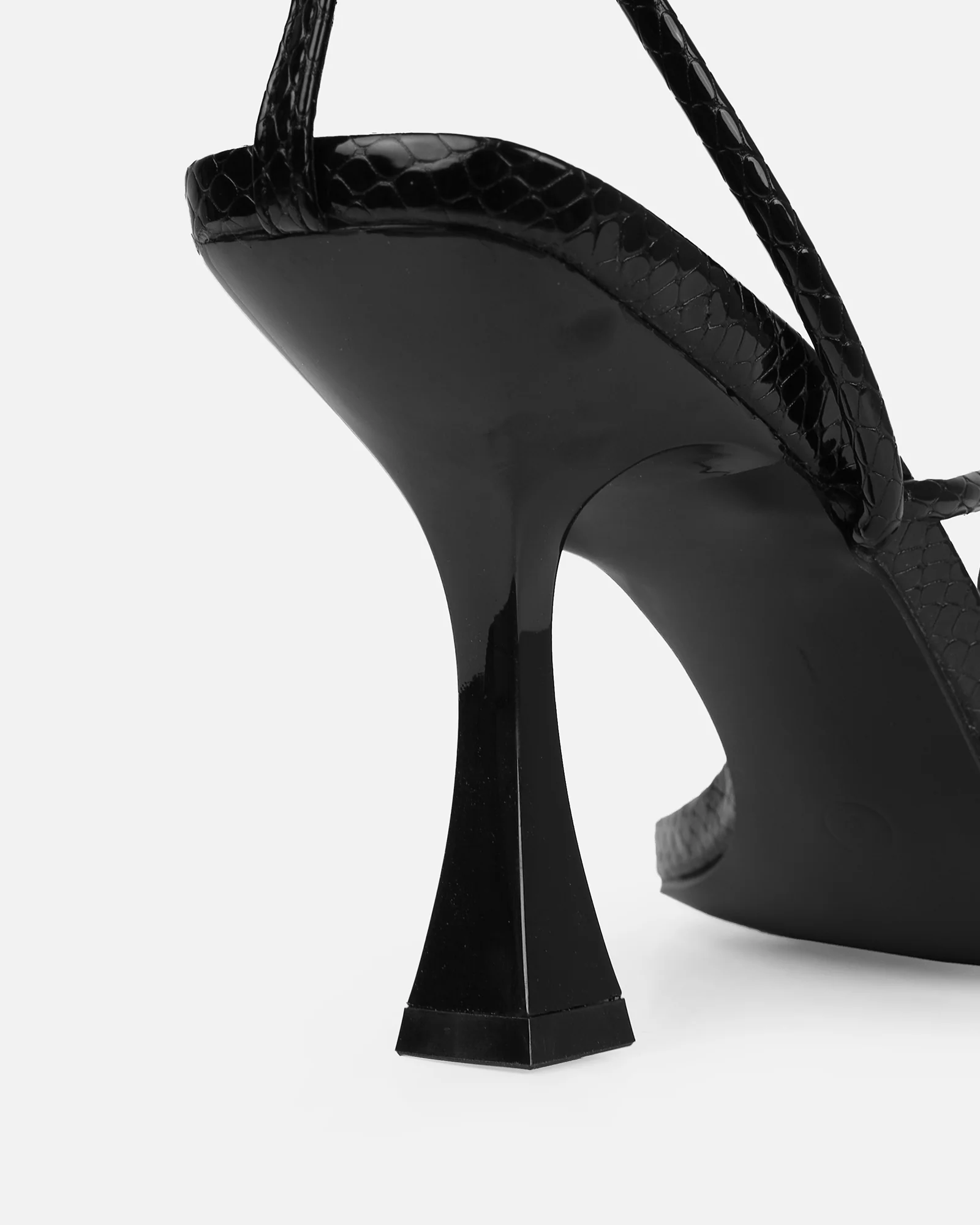 Zadal Black Faux Snake Print Toe Thong Mid Heels - Image 3